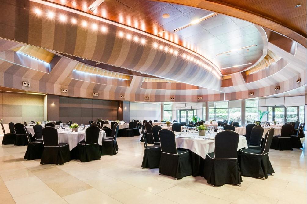 Eurostars Suites Mirasierra Madrid Eksteriør bilde The ballroom