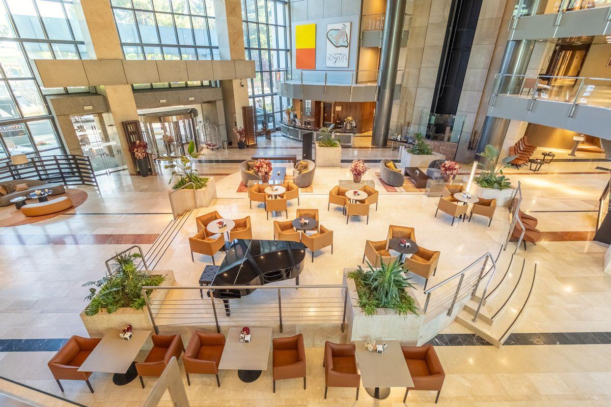 Eurostars Suites Mirasierra Madrid Eksteriør bilde Lobby