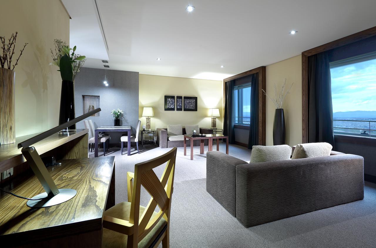 Eurostars Suites Mirasierra Madrid Eksteriør bilde
