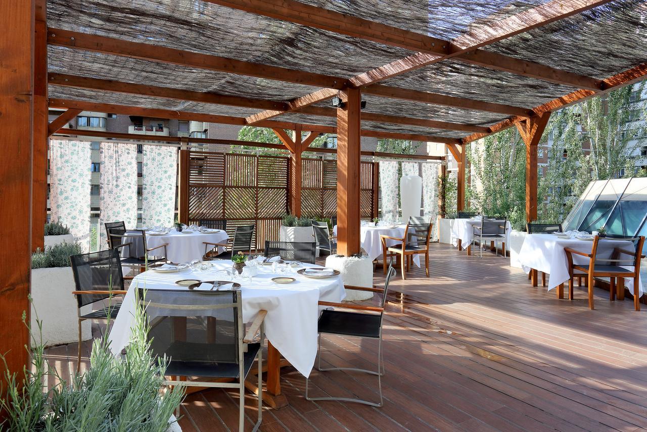 Eurostars Suites Mirasierra Madrid Eksteriør bilde Restaurant